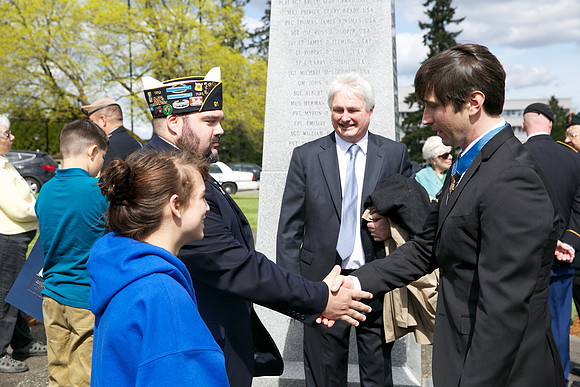 20140402_LegWA_0225ab