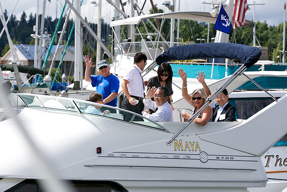 20130818_LegWA_0112ab