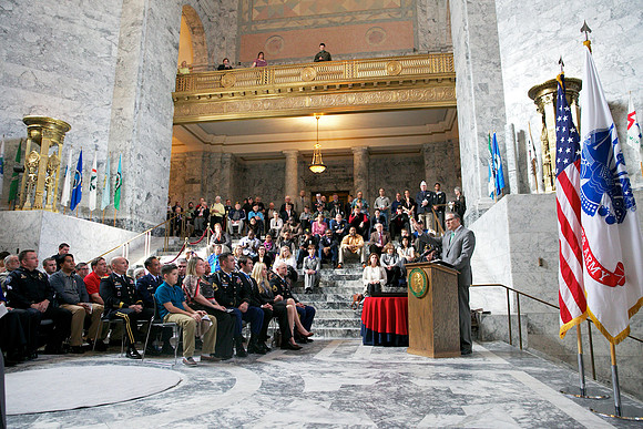 20140402_LegWA_0071ab