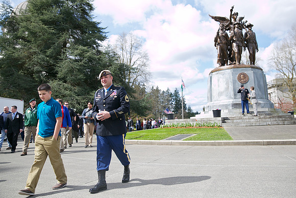 20140402_LegWA_0167ab