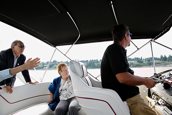 20130818_LegWA_0147ab