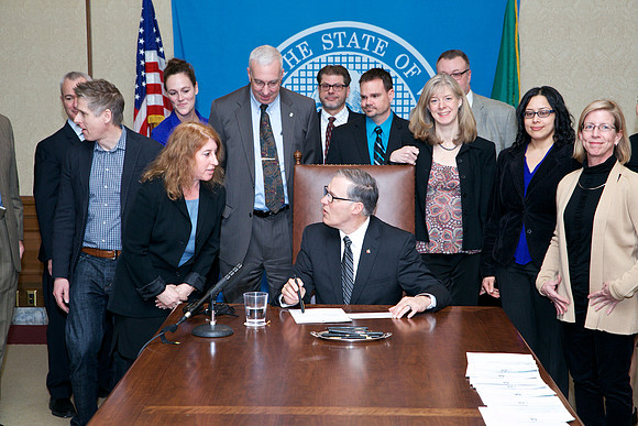 20140327_LegWA_0055ab